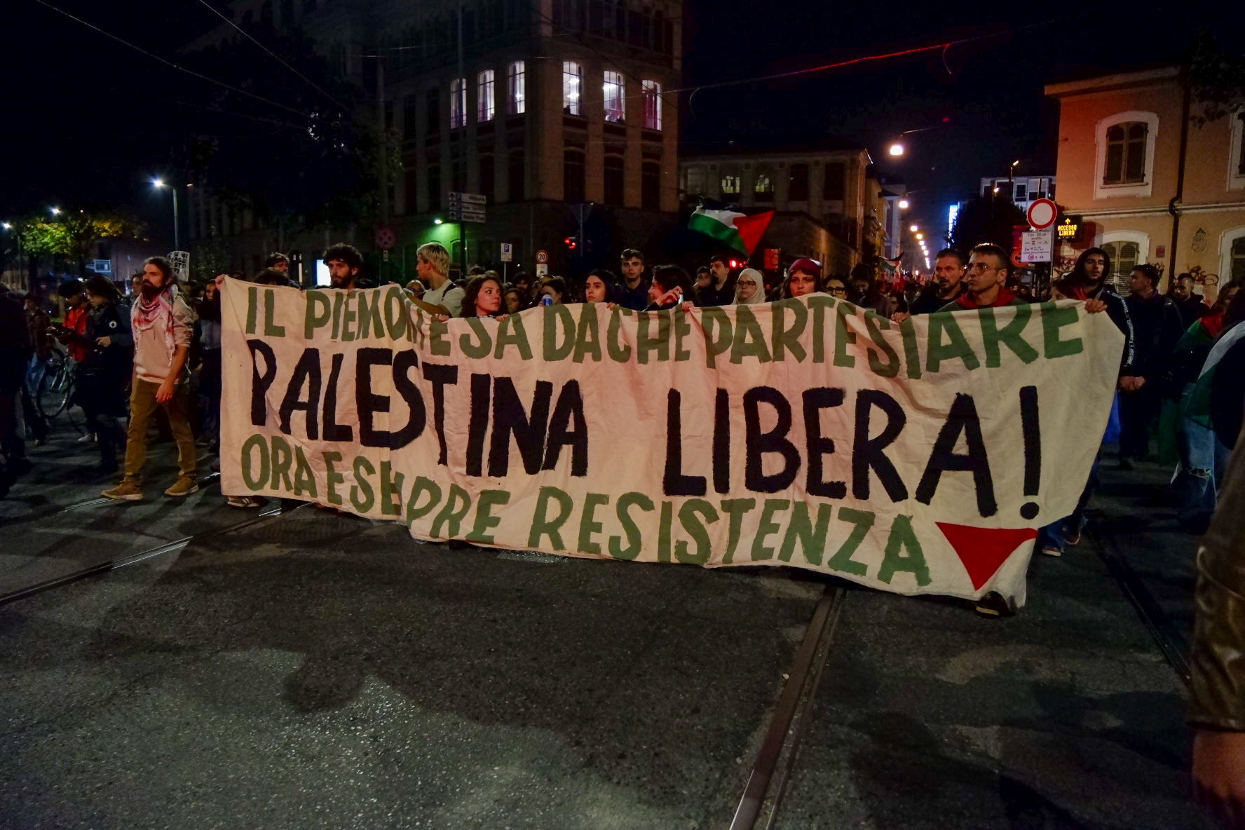 Torino – 8 Ottobre i manifestanti Pro-Pal sono nuovamente tornati in piazza.