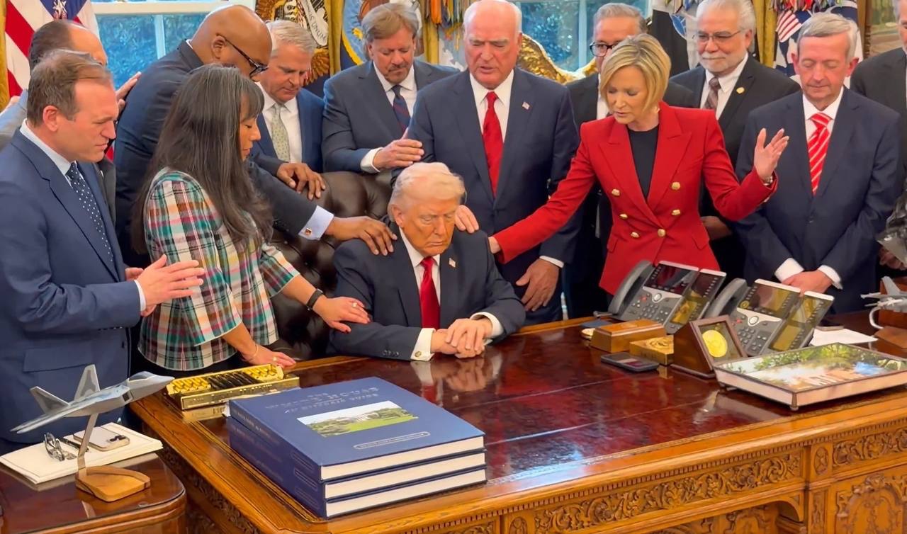 Trump critica i soldati NATO, ma dimentica di quando non partì per il Vietnam.