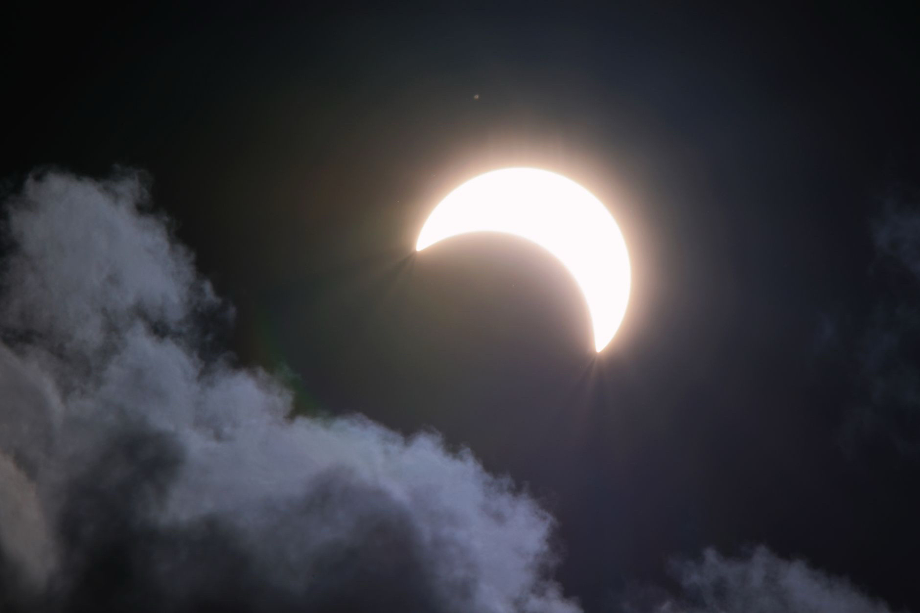 Appuntamento con il cielo: mercoledì 12 agosto lo spettacolo dell’eclissi solare al tramonto